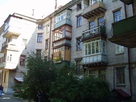 Киев, Лагерная ул., 36