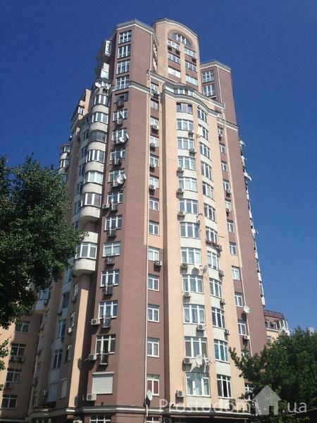 Киев, Кудрявский спуск, 3Б