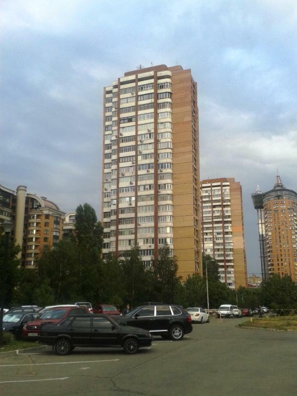 Киев, Леси Украинки бул., 21А