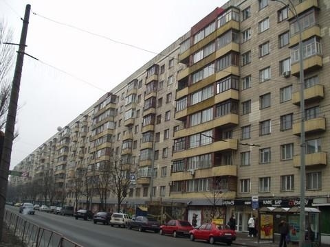 Киев, Леси Украинки бул., 24