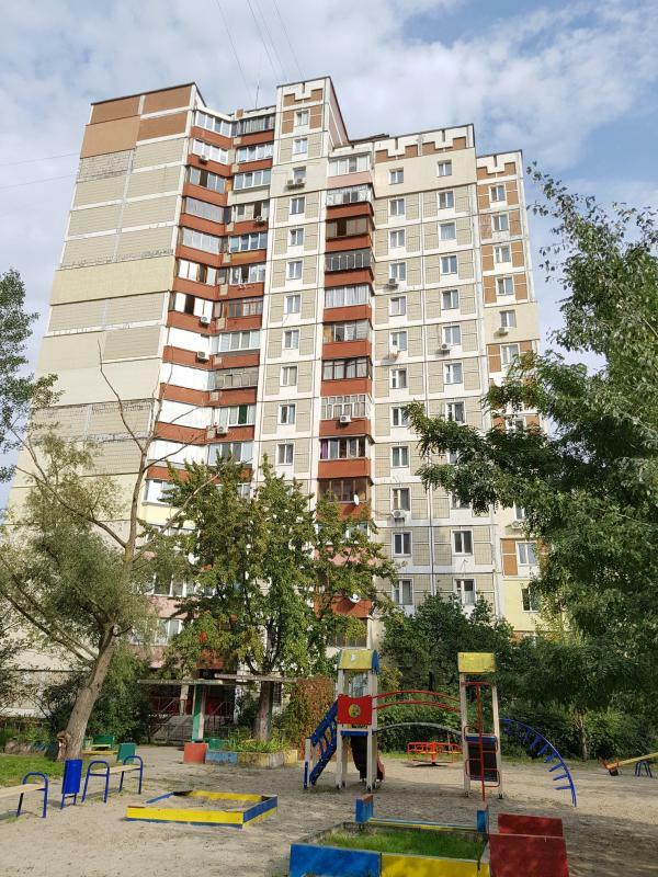 Аренда 1-комнатной квартиры 42 м², Леонида Быкова бул., 8