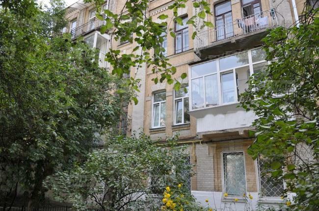 Киев, Липская ул., 9Б