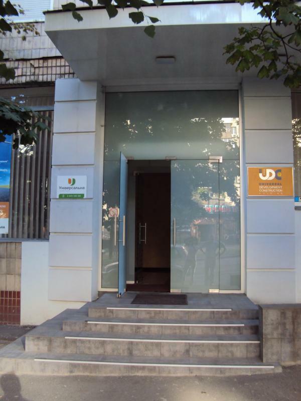 Аренда 4-комнатной квартиры 90 м², Леси Украинки бул., 9