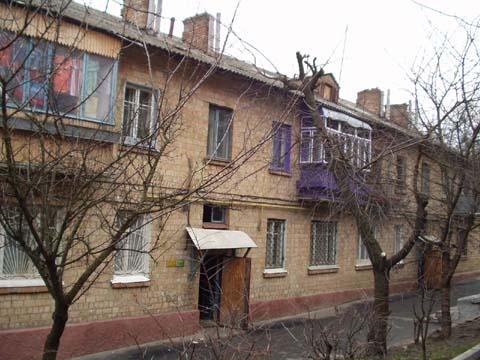 Київ, Леси Украинки вул., 15