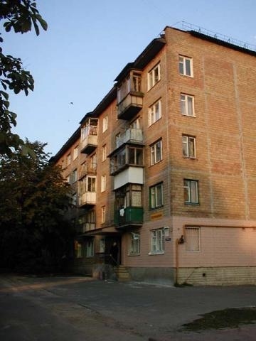 Київ, Литвиненко-Вольгемут вул., 5