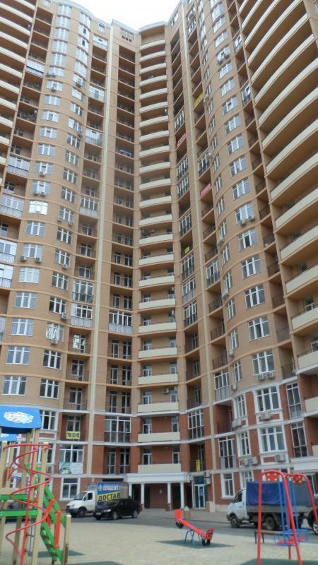 Продаж 2-кімнатної квартири 75 м², Гагарінське Плато вул., 2/2