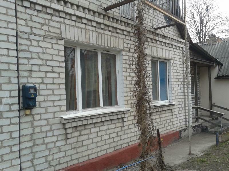 Київська обл., Бориспільський район, м. Бориспіль, Авіаторів вул., 12