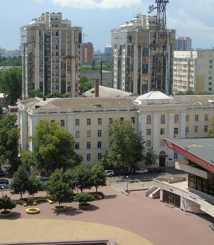 Продаж 3-кімнатної квартири 92 м², Итальянский бул., 1