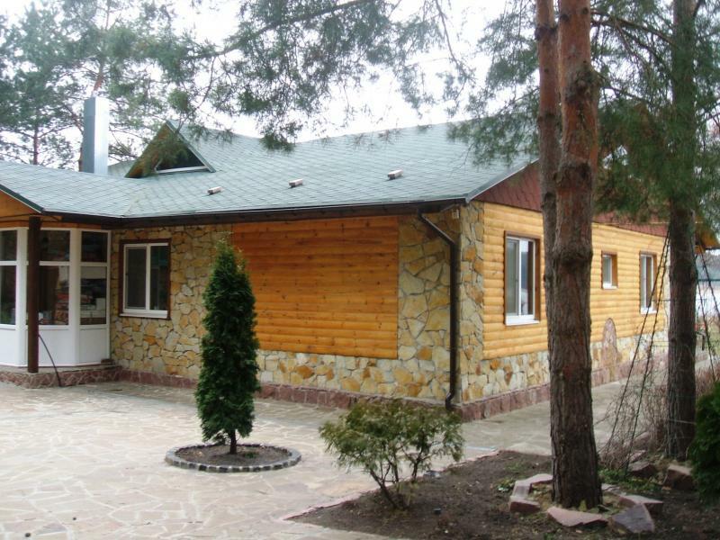 Київська обл., Києво-Святошинський район, с. Забір`я, Сосновая вул., 12