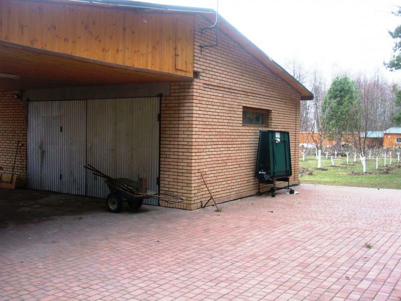 Київська обл., Києво-Святошинський район, с. Забір`я, Сосновая вул., 12