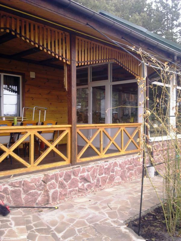 Київська обл., Києво-Святошинський район, с. Забір`я, Сосновая вул., 12