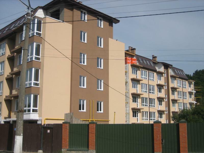 Київська обл., Обухівський район, смт Козин, Київська вул., 128