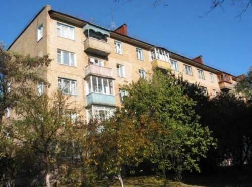 Київ, Краснопільська вул., 10