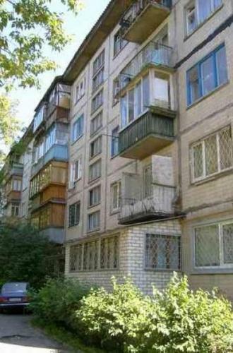 Киев, Красноткацкая ул., 23