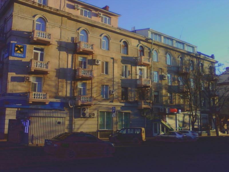 Николаев, Большая Морская ул., 1