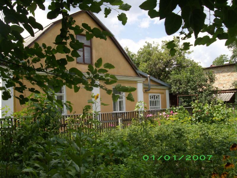 Киевская обл., Киево-Святошинский район, г. Боярка, Днепровская ул., 8