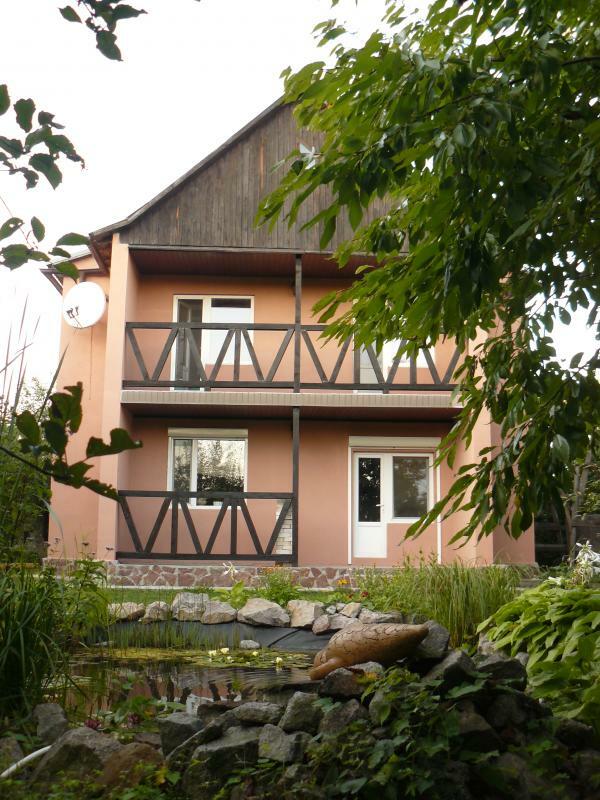 Киевская обл., Кагарлыкский район, с. Мировка, Щорса ул., 67