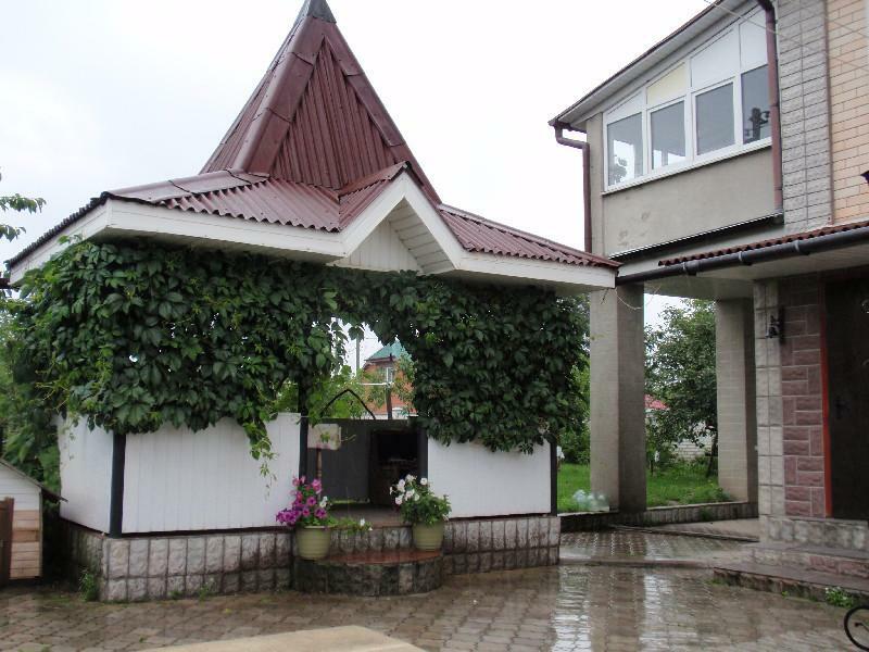 Киевская обл., Бориспольский район, с. Малая Александровка, Лесная ул., 52