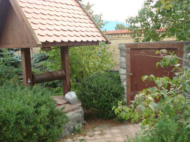 Киевская обл., Бориспольский район, с. Вишенки, Героев Космоса ул., 28