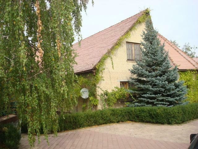 Киевская обл., Бориспольский район, с. Вишенки, Героев Космоса ул., 28