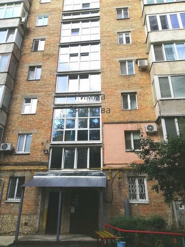 Продажа 1-комнатной квартиры 32.7 м², Предславинская ул., 29