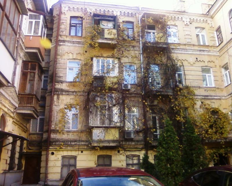 Київ, Прорізна вул., 11А