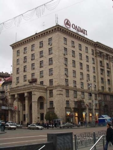 Київ, Хрещатик вул., 32а