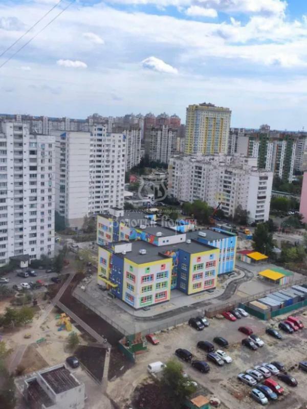 Киев, Радунская ул., 9Б