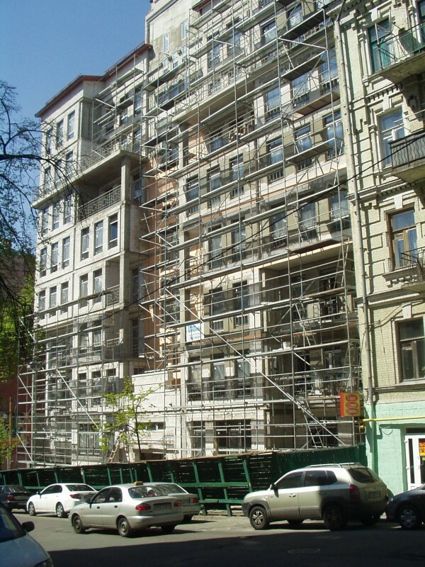 Киев, Олеся Гончара ул., 26А