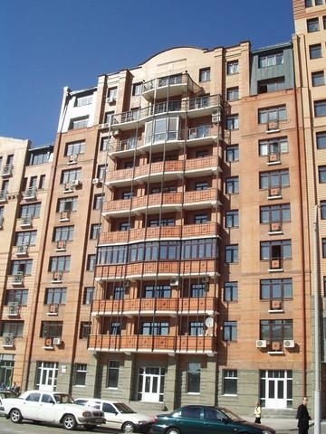 Київ, Панаса Мирного вул., 14