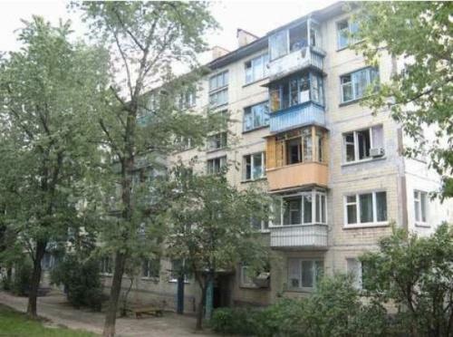 Киев, Перова бул., 42Б