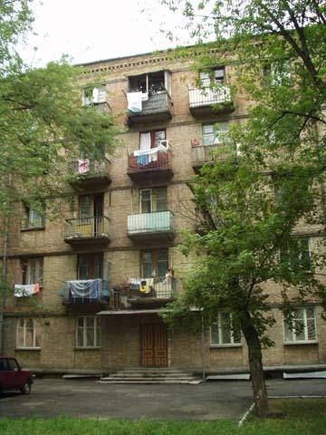 Київ, Пожарського вул., 15