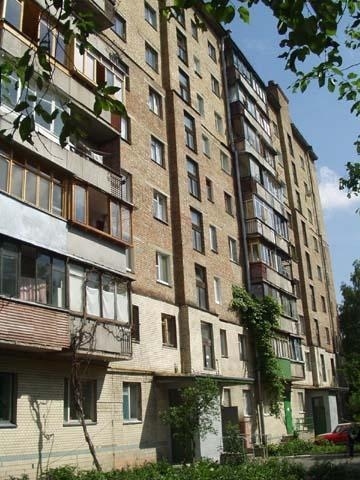 Київ, Полковника Потєхіна вул., 3А