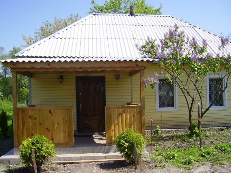 Киевская обл., Броварской район, с. Леточки, Красноармейская ул., 6А