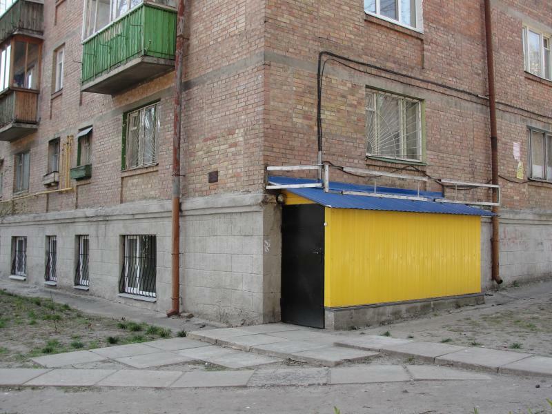 Київ, Олент Теліги вул., 27