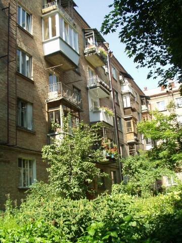 Киев, Леси Украинки бул., 11А