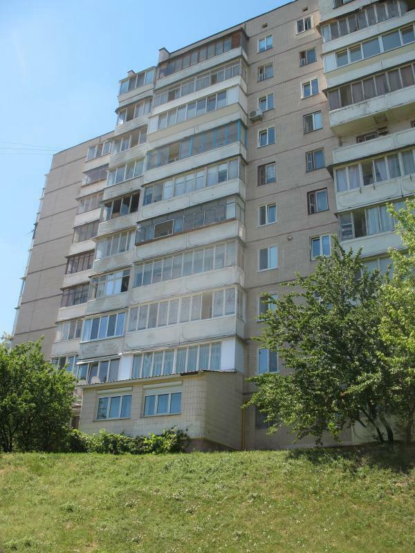 Оренда 3-кімнатної квартири 72 м², Мостицька вул., 14