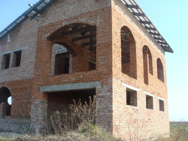 Ивано-Франковск, Евгения Коновальца ул., 99