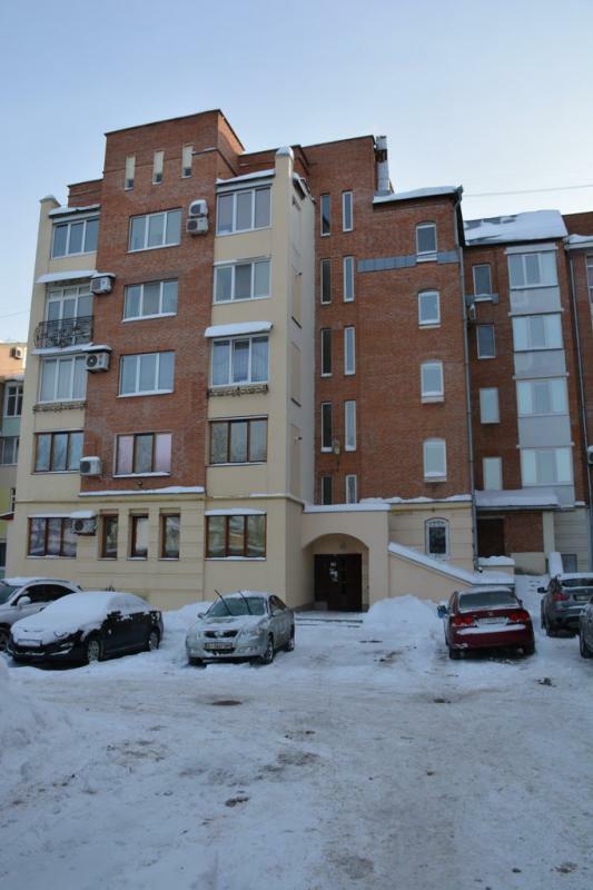 Полтава, Леваневского вул., 6/12