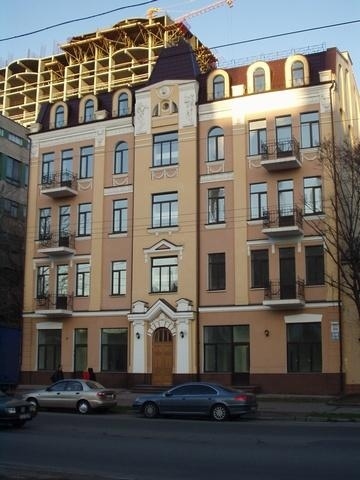 Киев, Жилянская ул., 108