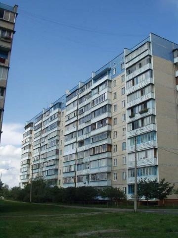 Киев, Здолбуновская ул., 9