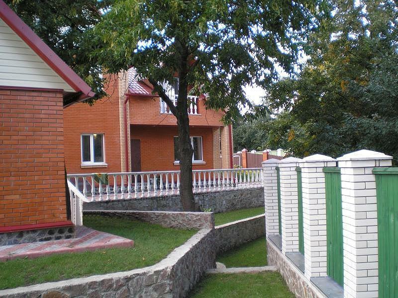 Київ, Сонячна вул., 15А