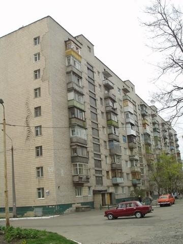 Киев, Новопироговская ул., 29