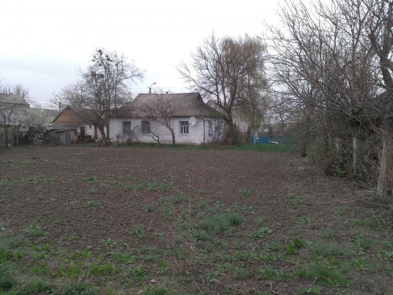 Київська обл., Тетіївський район, м. Тетіїв, Карла маркса вул., 111