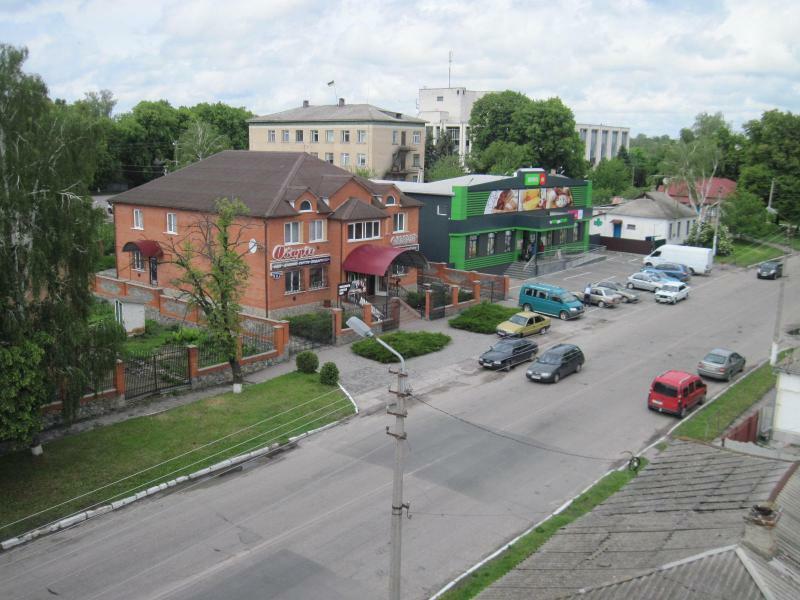 Киевская обл., Таращанский район, г. Тараща, Богдана  Хмельницкого ул., 25