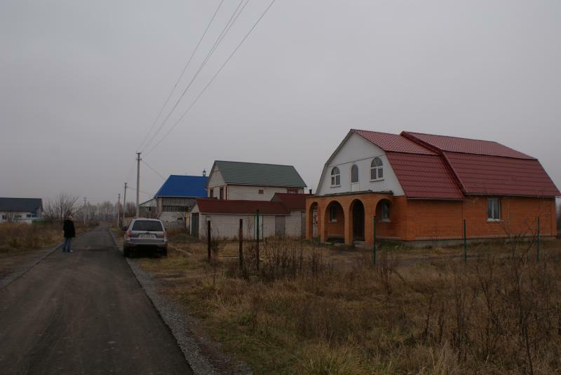 Киевская обл., Бориспольский район, с. Дударков, Рыльского ул., 3