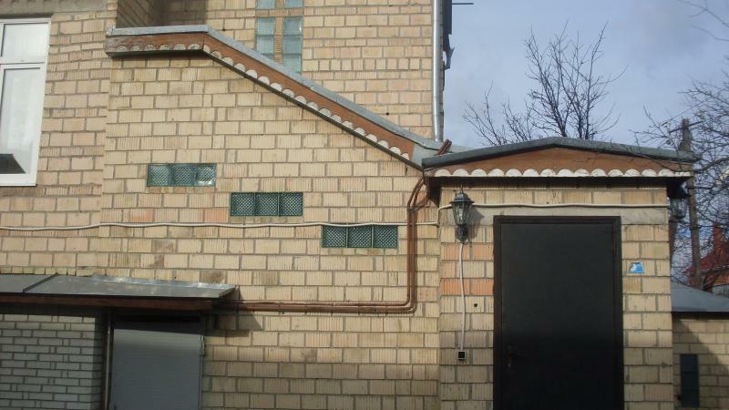 Київська обл., Києво-Святошинський район, с. Софіївська Борщагівка, Зарічна вул., 80