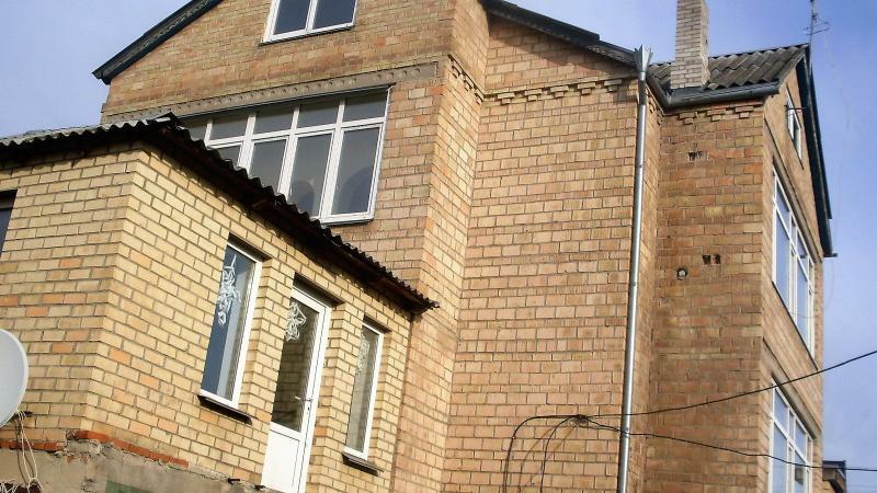 Київська обл., Києво-Святошинський район, с. Софіївська Борщагівка, Зарічна вул., 80