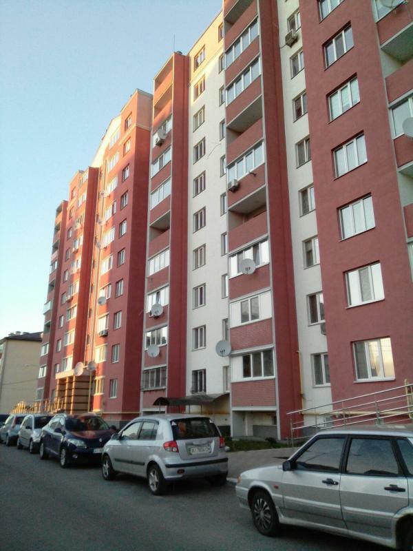 Київська обл., Києво-Святошинський район, с. Тарасівка, Братів Чмілів вул., 1А