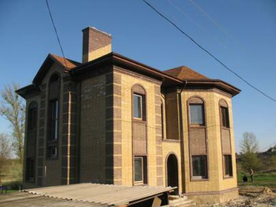 Харьковская обл., Харьковский район, пгт Бабаи, Цветочная ул., 1
